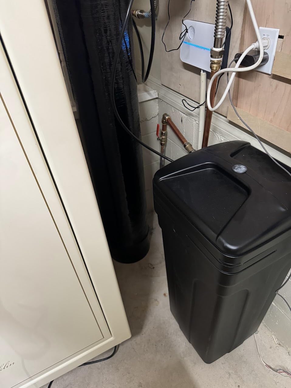 Aquasure Harmony Series 50,000 Grains Whole House Water Softener with High Performance Automatic Digital Metered Control Head | Reduces Hardness & Minerals | Improve Water Quality | for 4-6 Bathrooms customer photo 2