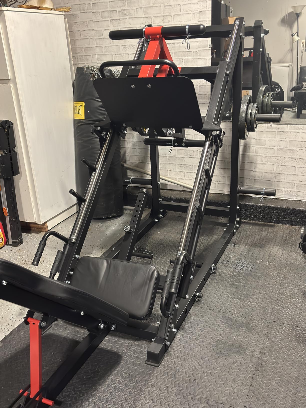 Mikolo 45 Degree Leg Press for Home Gym - Professional Lower Body Workout Machine for Fitness and Strength Training customer photo 2