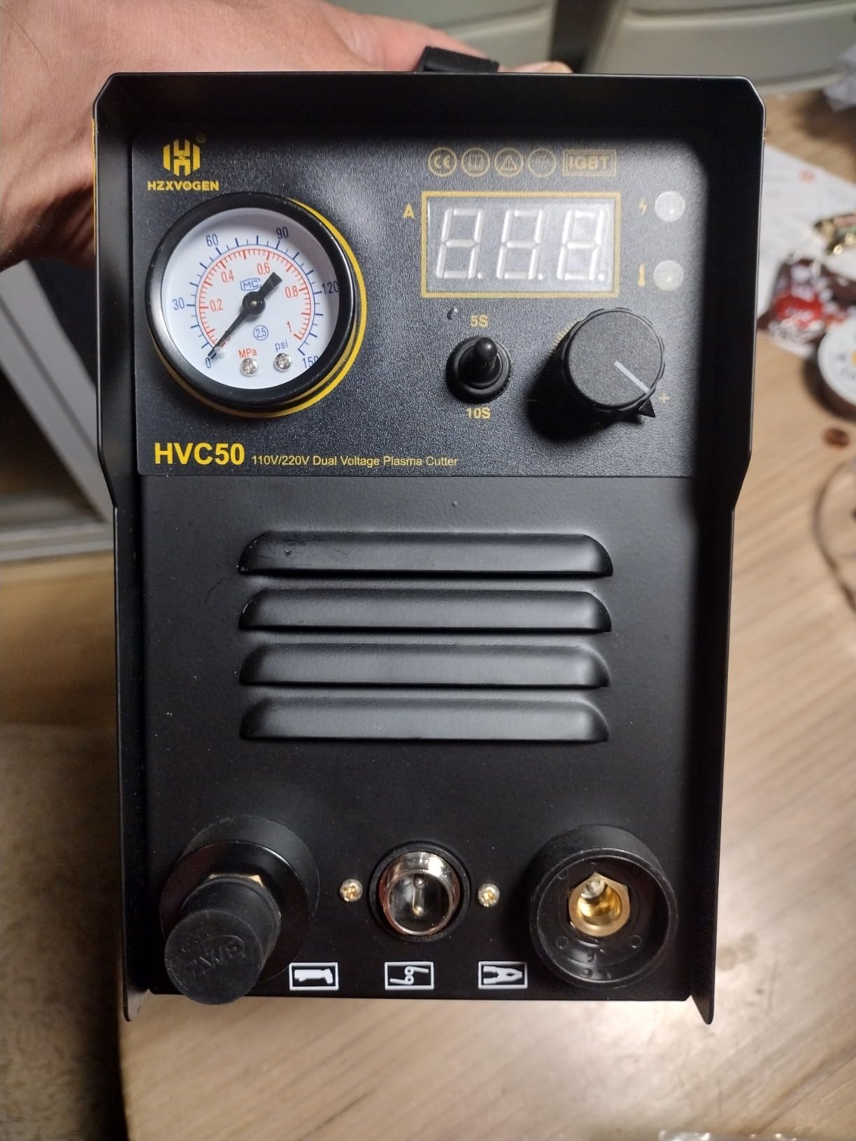 H HZXVOGEN Plasma Cutter with Built in Air Compressor, 50A Pilot Arc Plasma Cutter, 220V High Frequency Air Plasma Cutting Machine DC Inverter IGBT with 2T/4T, Capable External Compressor(HVC6000Pro) customer photo 1