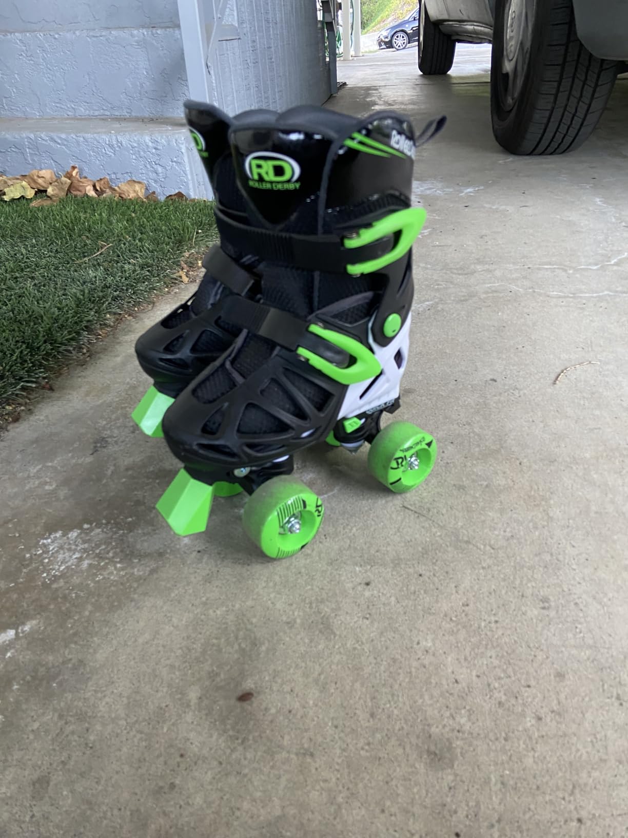 Trac Star Adjustable Skates for Kids, Beginners customer photo 1