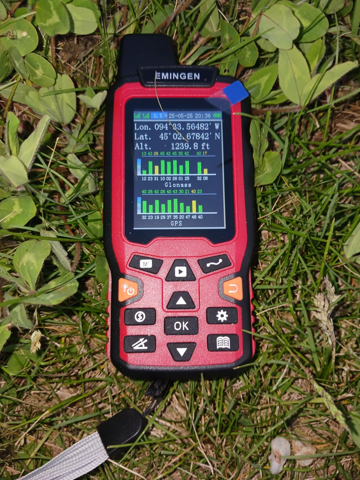 ZL180 Handheld GPS for Surveying, High Precision Rugged Land Surveying Equipment for Ranches, Garden, Farmland and Parking Area Distance Measuring customer photo 1