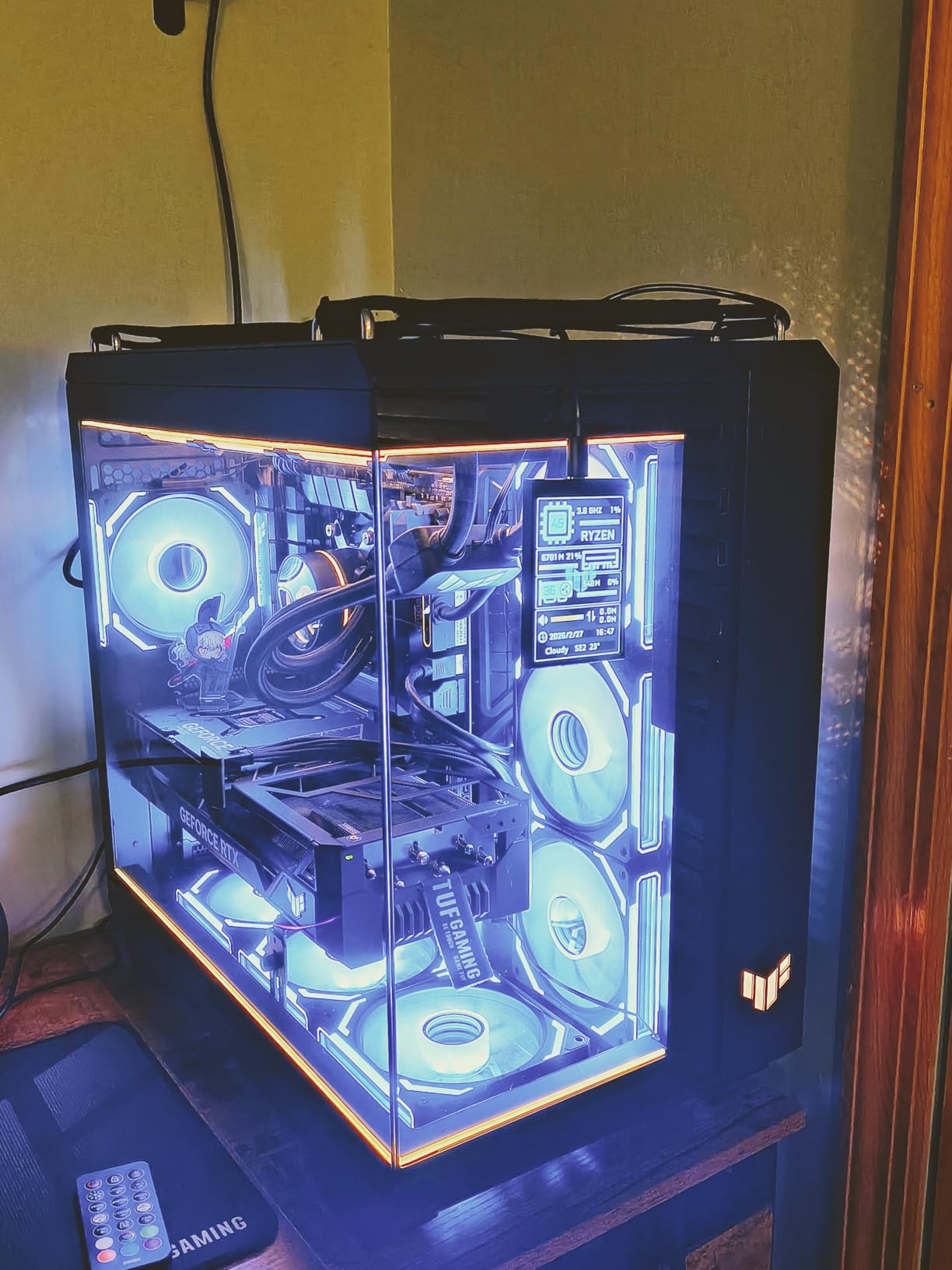 ASUS TUF Gaming GT502 Horizon ATX Mid-Tower PC Case (Boundless Panoramic Design, Dual-Chamber, Independent CPU and GPU Cooling Zones, Tool-Free Side Panels, USB 10 Gbps Type-C Front Panel) customer photo 2
