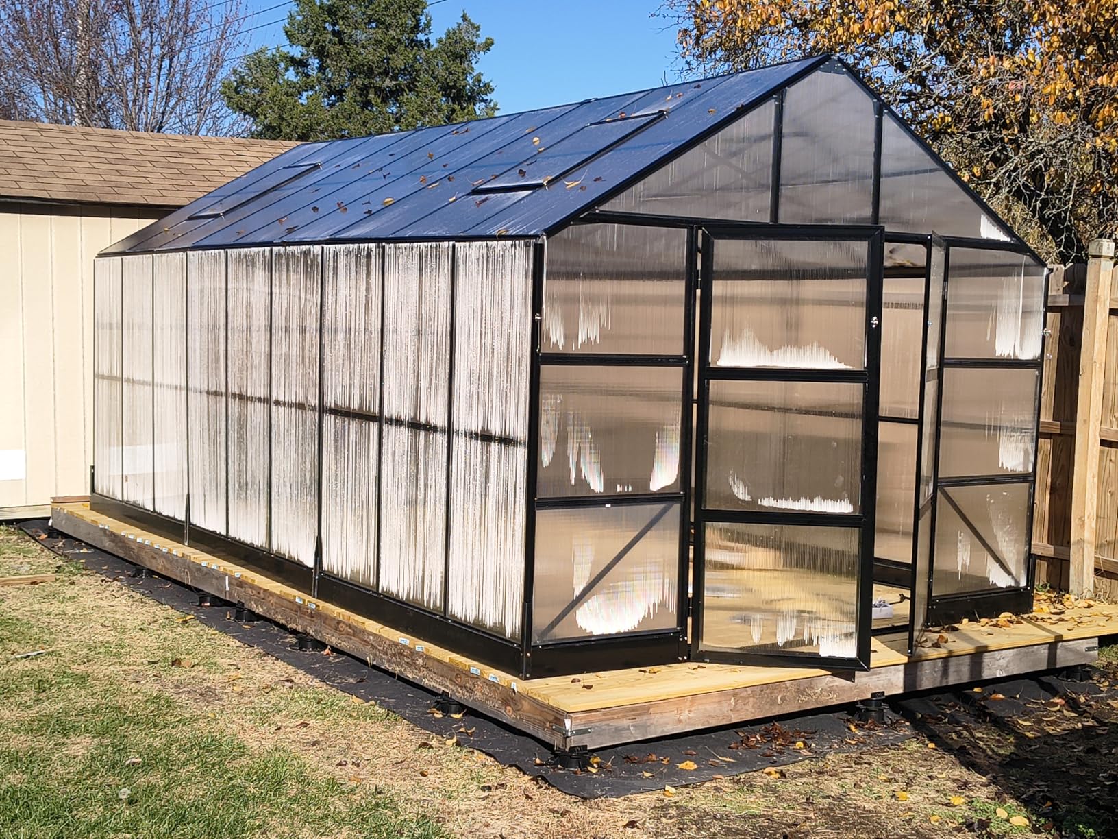 AMERLIFE 10x18x8.4 FT Polycarbonate Greenhouse with 4 Roof Vents & Rain Gutter, Heavy Duty Aluminum Greenhouse for Outdoor Garden Backyard, Black customer photo 2