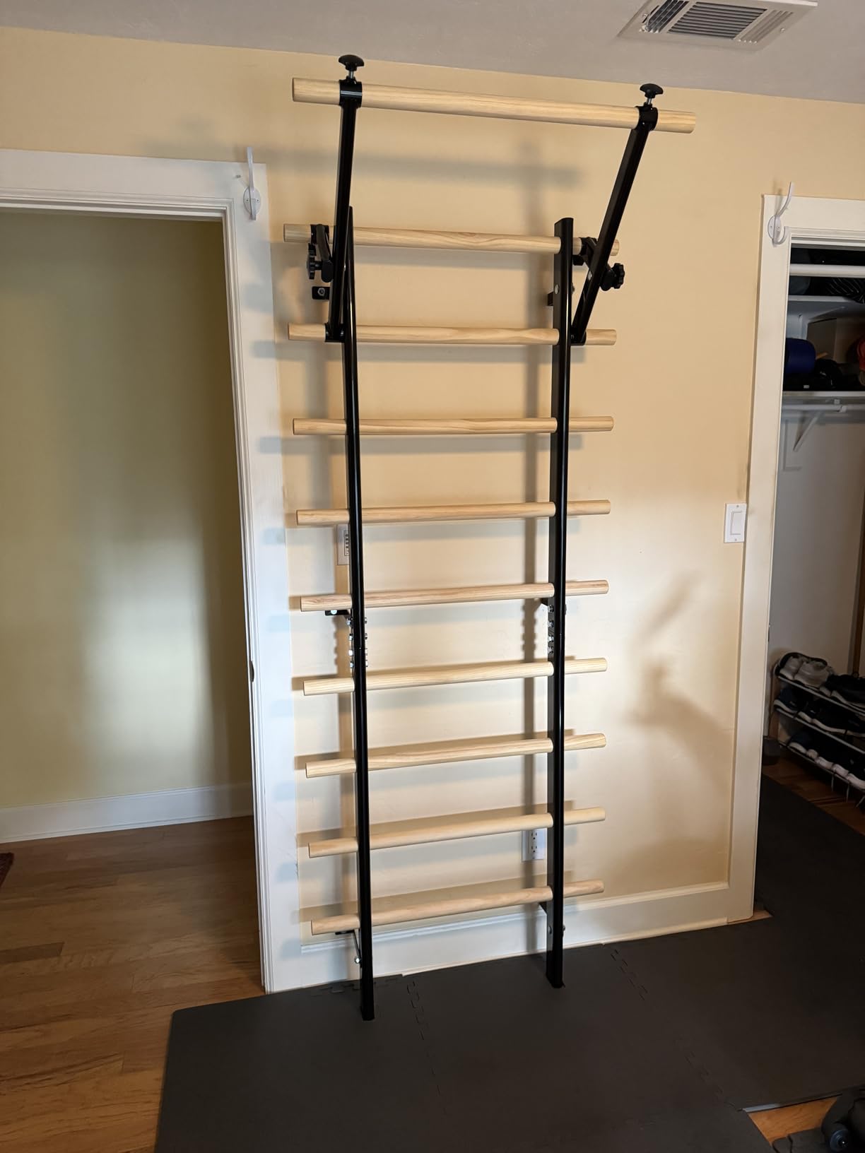 GMWD Swedish Ladder, Stall Bar, Suspension Trainer with Pull-Up Bar and Dip Bar Attachments, Wooden Stall Bar with 9 Strategic Rods for Core Strengthening and Stretching Balanced for Body Exercises customer photo 2
