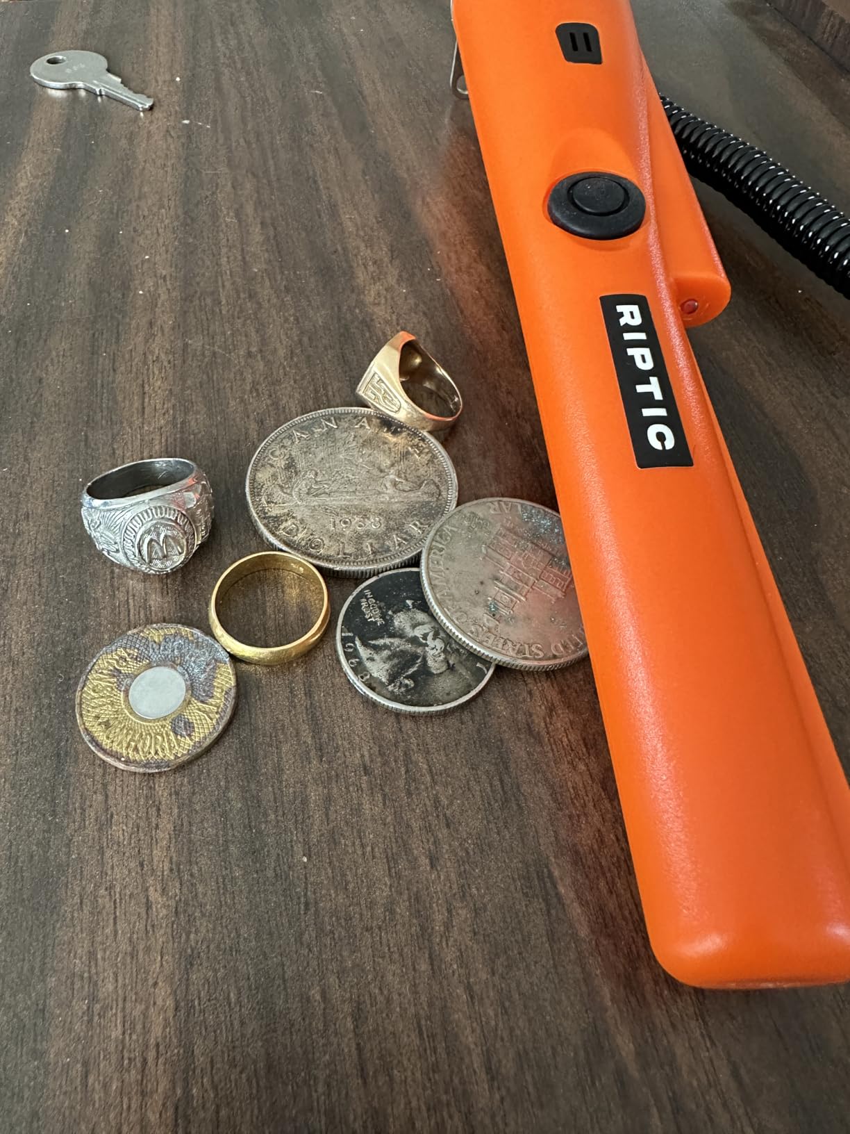 Metal Detector for Adults with Pin Pointer - Waterproof Metal Detector, Pinpointer with 5 Modes, Headphones, Bag, Dagger,Adults Professional, Beach, ip68 Coil,Gold Detector customer photo 1