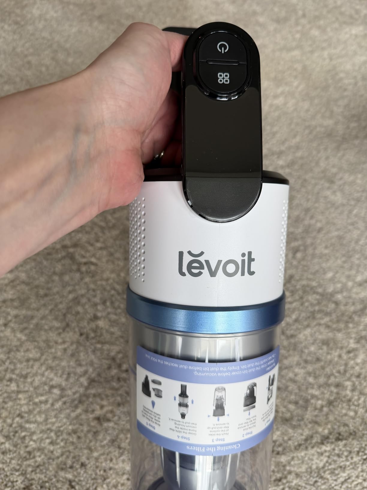 AERO Cordless Vacuum with Auto-Empty Station, HyperPulse Technology, Anti-Tangle Brush, 5-Stage Filtration, HEPA Filter, Up to 70 Mins, Powerful Suction for Pet Hair, Carpet, Hard Floor, White customer photo 2