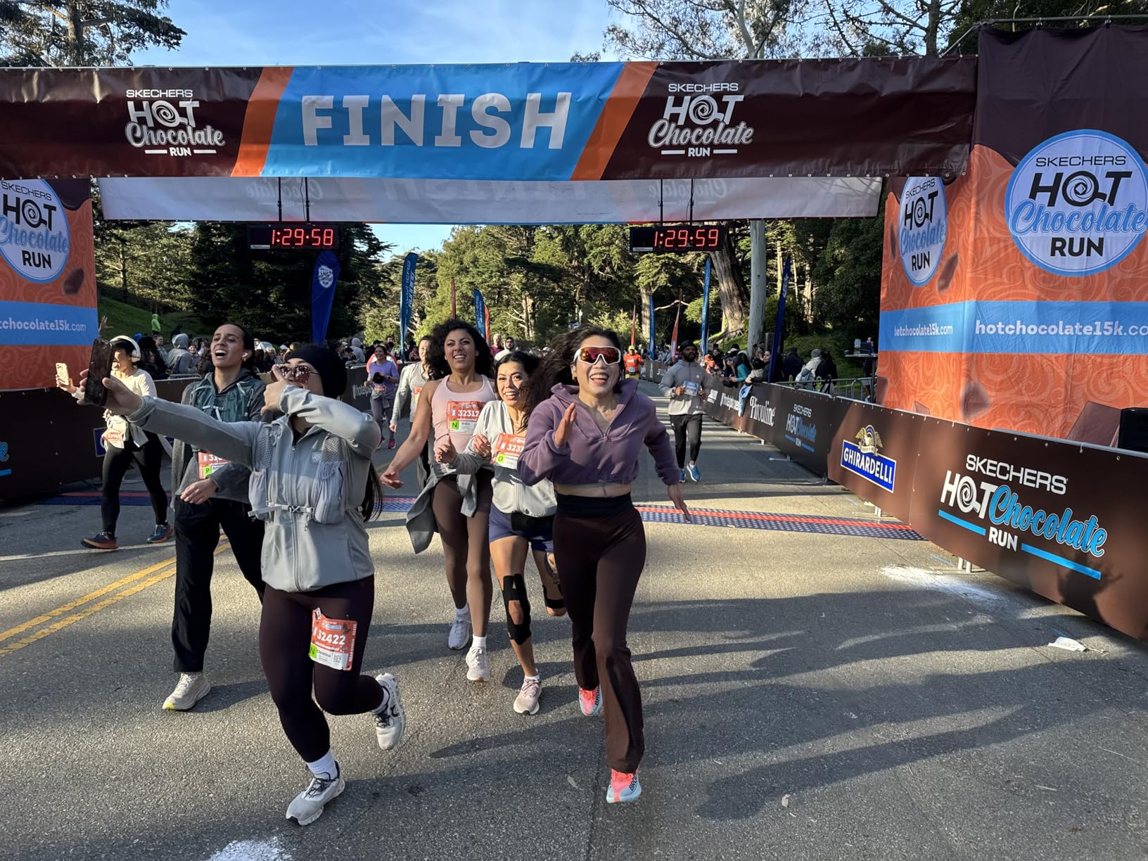 Unisex Hyperion Elite 5 Neutral Race Running Shoe for Men & Women customer photo 1