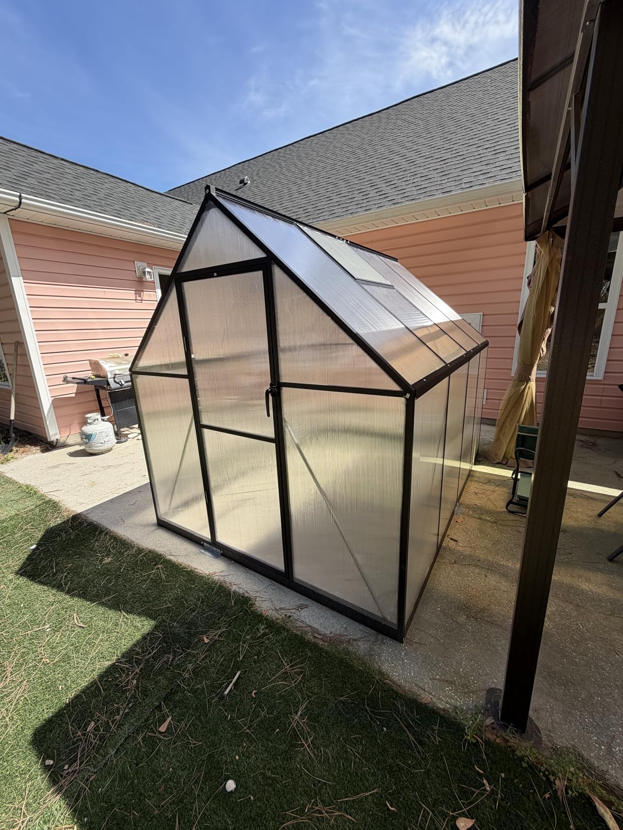 HOOYEAH 6 x 8 FT Polycarbonate Greenhouse, Winter Greenhouses for Outdoors,Outdoor Greenhouse with Roof Air Vent, Heavy Duty Walk-in Aluminum Green House for Outside Garden Backyard customer photo 2