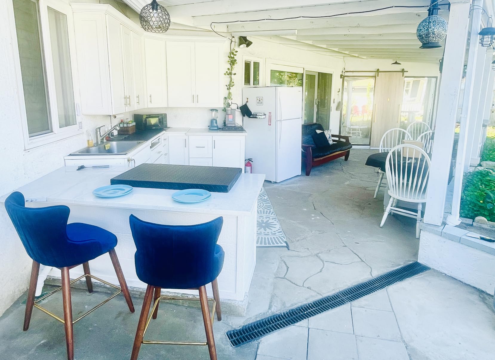 VEVOR Dart Board Cabinet Set, Multiple Styles Ready-to-Play Bundle Official Size, Steel Tip Dart Hideaway Cabinet, Features Easy Assembly, Complete with All Accessories, Perfect for Cricket Games customer photo 2