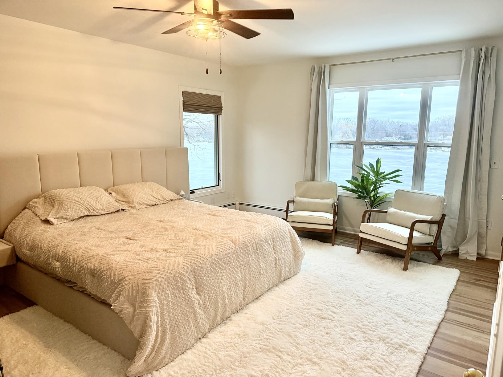 King Size Upholstered Platform Bed Frame with Lift-Up Storage, Velvet Headboard & Built-in Nightstands, No Box Spring Needed, Beige customer photo 1