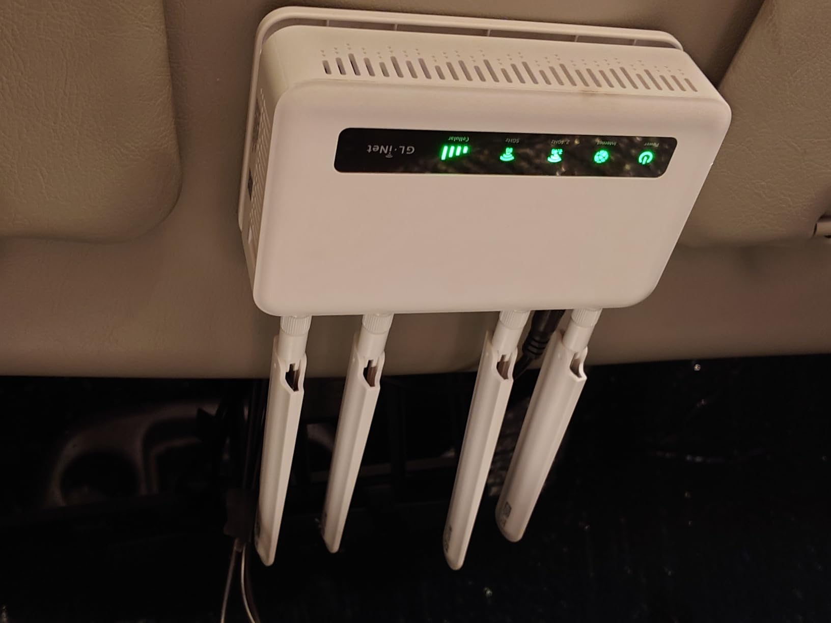 GL-X2000(Spitz Plus) Cellular Gateway 4G LTE Router for Home, RV, Road trips, Offices, CAT 12, Wifi 6 Router, Detachable Antennas, Dual-SIM, T-Mobile & AT&T IoT Certified, OpenVPN, WireGuard (NA Only) customer photo 2