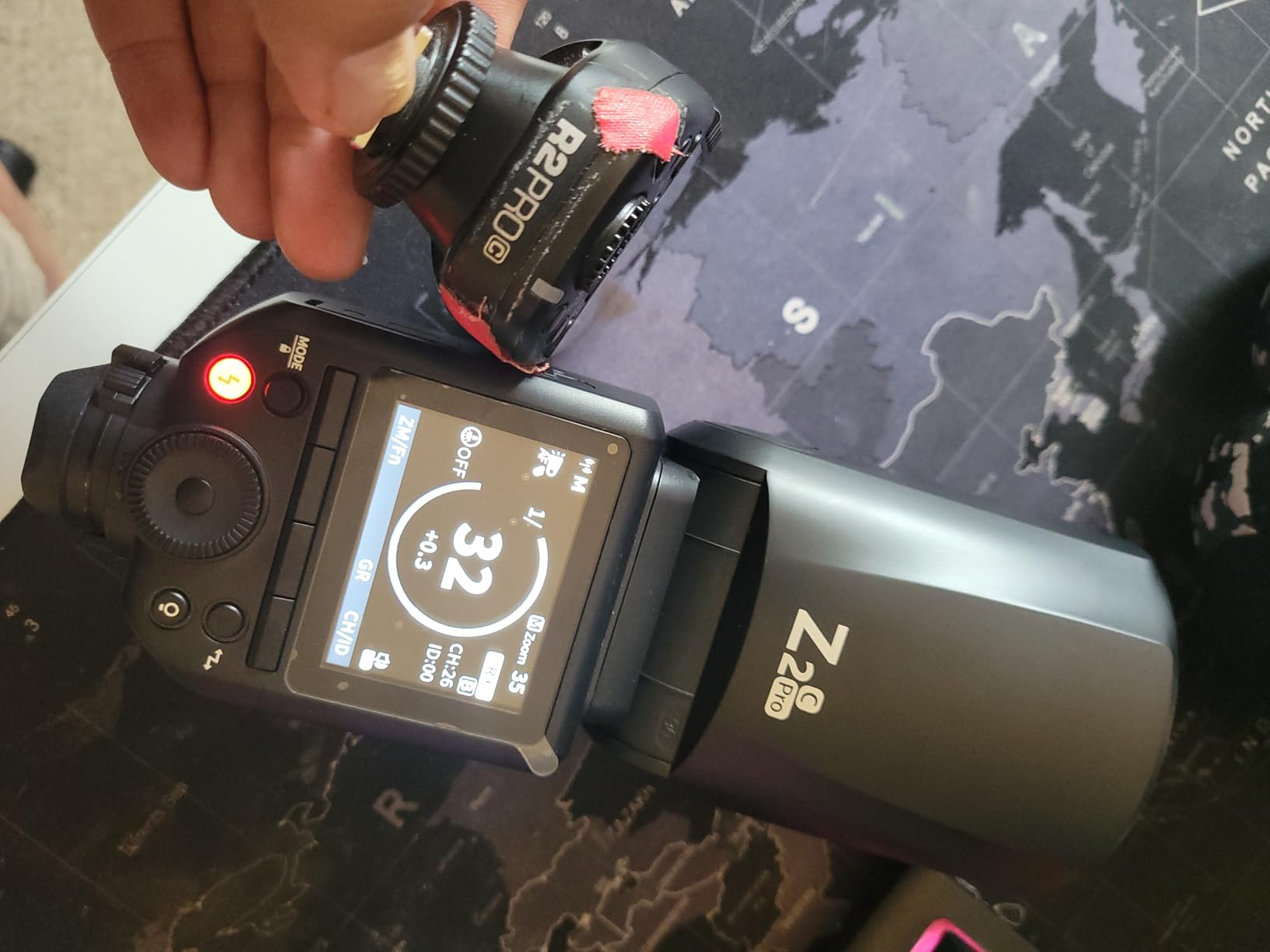 NEEWER Z2PRO-C 2.4G TTL Round Head Flash Speedlite Compatible with Canon, Wireless Compatible with Godox, Upgraded UI, 76Ws 1/8000s HSS, TTL/M TCM Switch, 7.2V/3000mAh Battery, 600 Full Power Flash customer photo 2