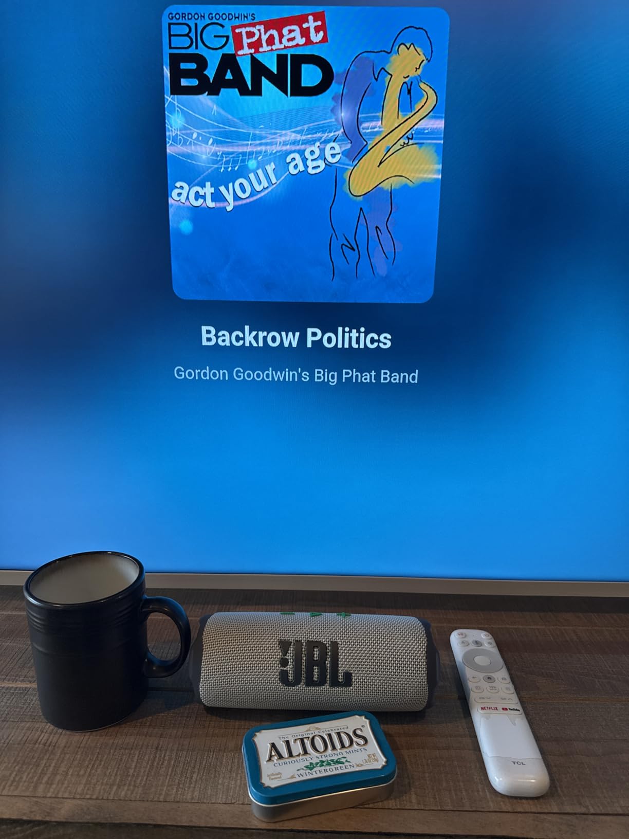 JBL Flip 7 - Portable Waterproof and Drop-Proof Speaker, Bold JBL Pro Sound with AI Boost, 16Hrs of Playtime, and PushLock System with Interchangeable Accessories (Blue) customer photo 1