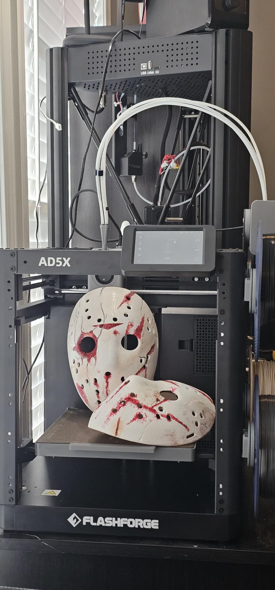 FLASHFORGE AD5X Multi-Color 3D Printer, CoreXY 600mm/s High-Speed, 1-Click Auto Leveling, 300°C Direct Drive Extruder, 220x220x220mm Build Volume, Ideal for Precision and Efficiency customer photo 2