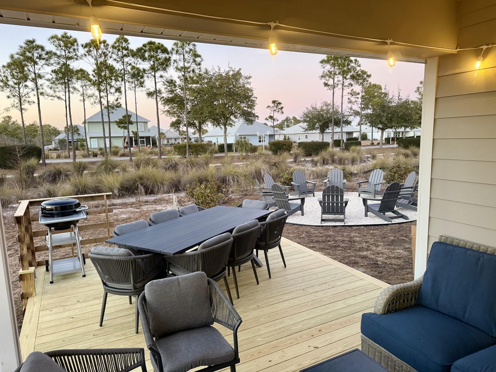 Charbroil 3-in-1 Dual Fuel Outdoor Bistro Pro Electric Grill & Griddle + Charcoal Mode BBQ, Black - 25302145 customer photo 2