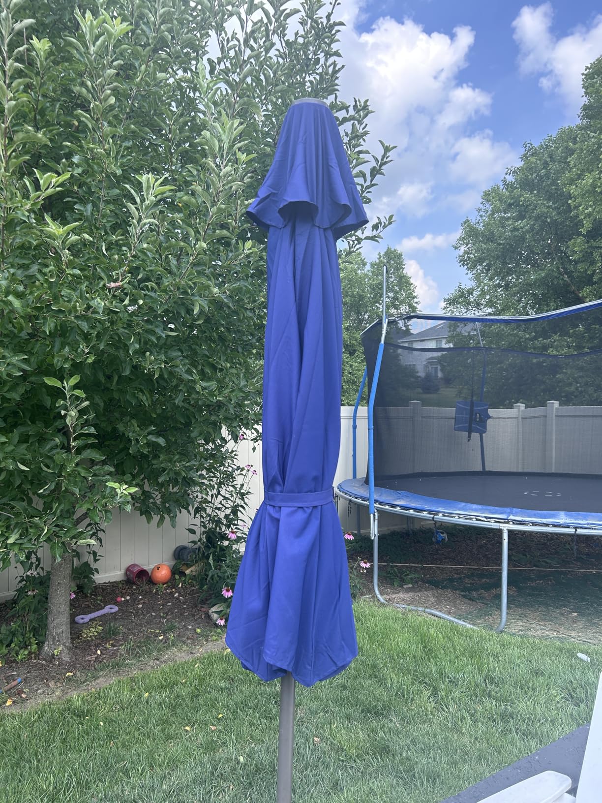 Ayge 9FT Large Outdoor Patio Umbrella Market Table Umbrella-UV Resistant, Easy Push Button Tilt and Crank, 8 Sturdy Fiberglass Ribs Heavy-Duty Pool Umbrella for Deck, Backyard, Garden, Beige customer photo 2