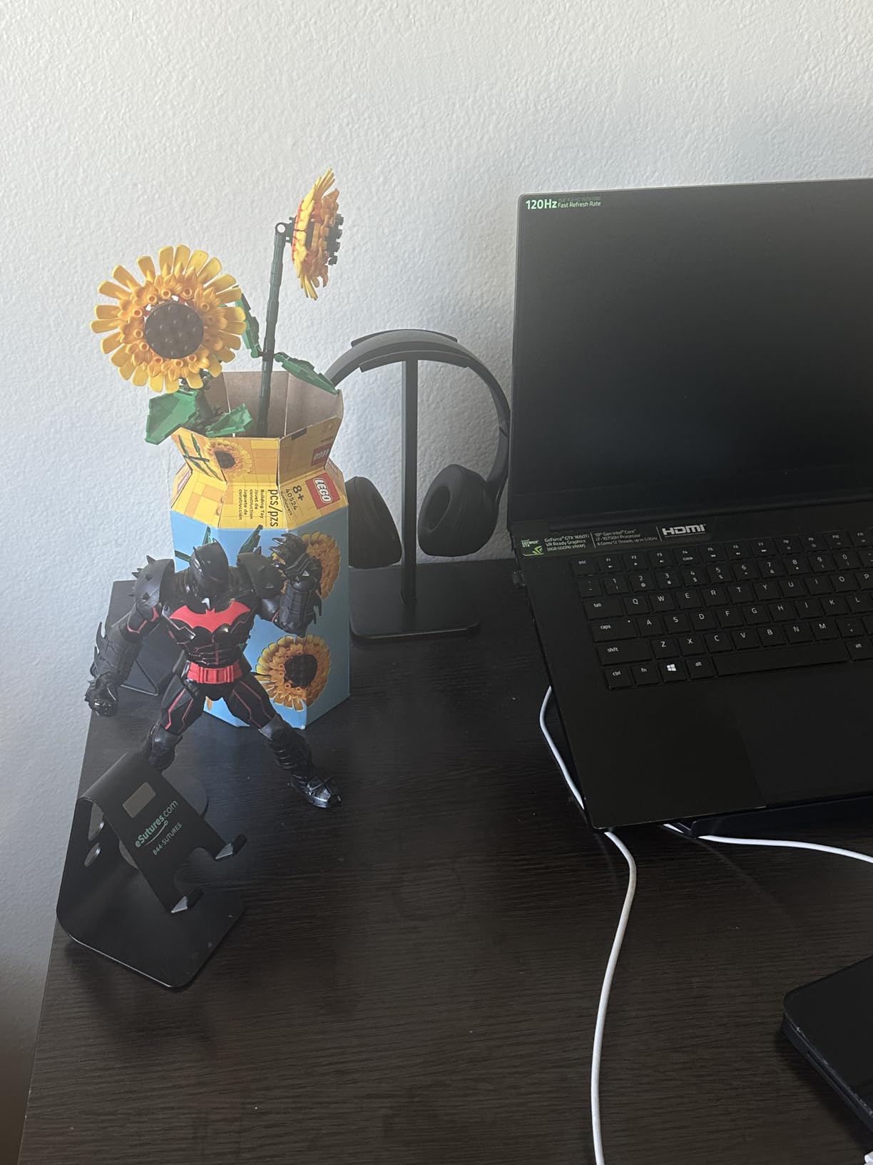 Headphone Stand for Desk - Headset Stand with Aluminum Hanger and Plastic Headrest, Headphone Holder for AirPods Max, Sony, Bose, Beats and More (Black) customer photo 2