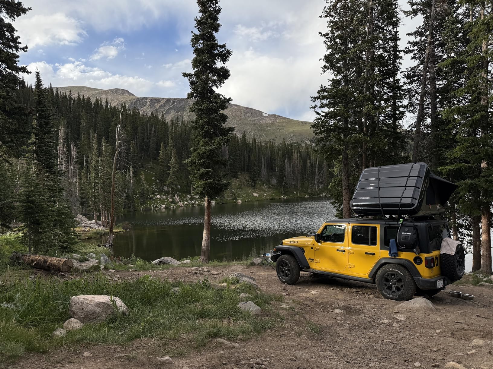 Naturnest Rooftop Tent Hard Shell, Easy Set Up Pop Up Large Tent for 2-3 Person Camping, Waterproof UV-Resistant Blackout 4 Season Tents for Truck, Jeep, SUV, Van, Trailer - Sirius 1 Plus customer photo 1