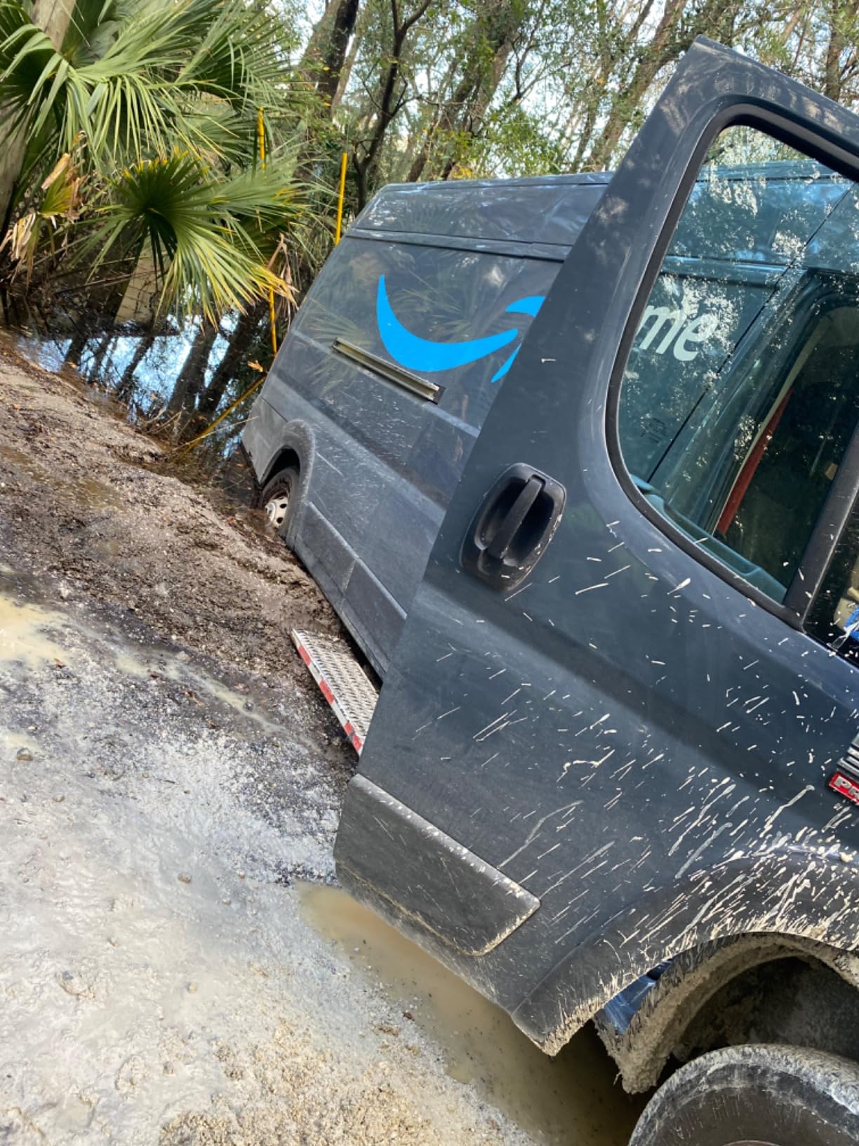 OPENROAD Kinetic Recovery Tow Rope, 36000 Lbs (1in x 30ft Orange with Soft Shackle) Extreme Duty 35% Elasticity Energy Offroad Snatch Strap, Vehicle Recovery Kit for Jeep Car Truck ATV UTV SUV customer photo 1