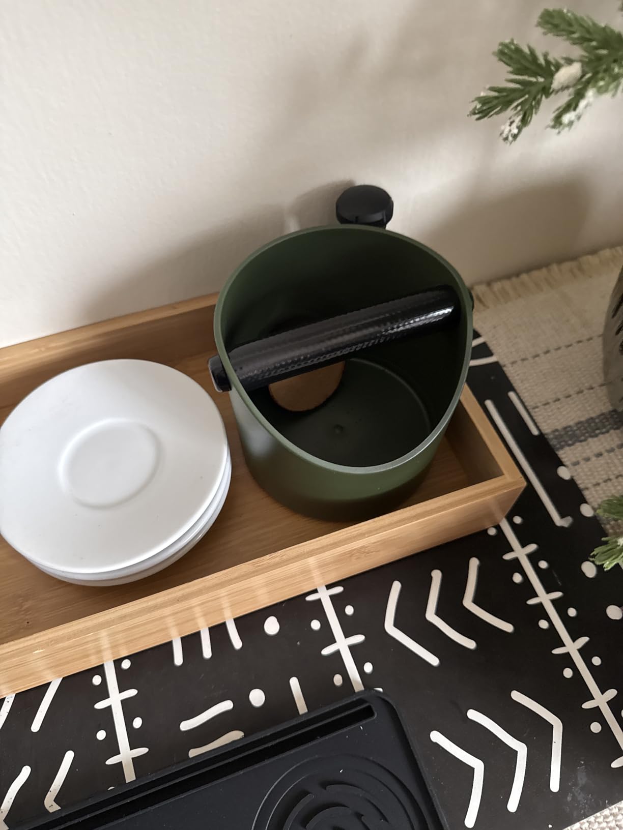 Coffee Knock Box, 4.6 in, Barista Style Espresso Grounds Knock Box, Removable Plastic Knock Rod, Non-Slip Base, Espresso Maker Accessory (Black) customer photo 2