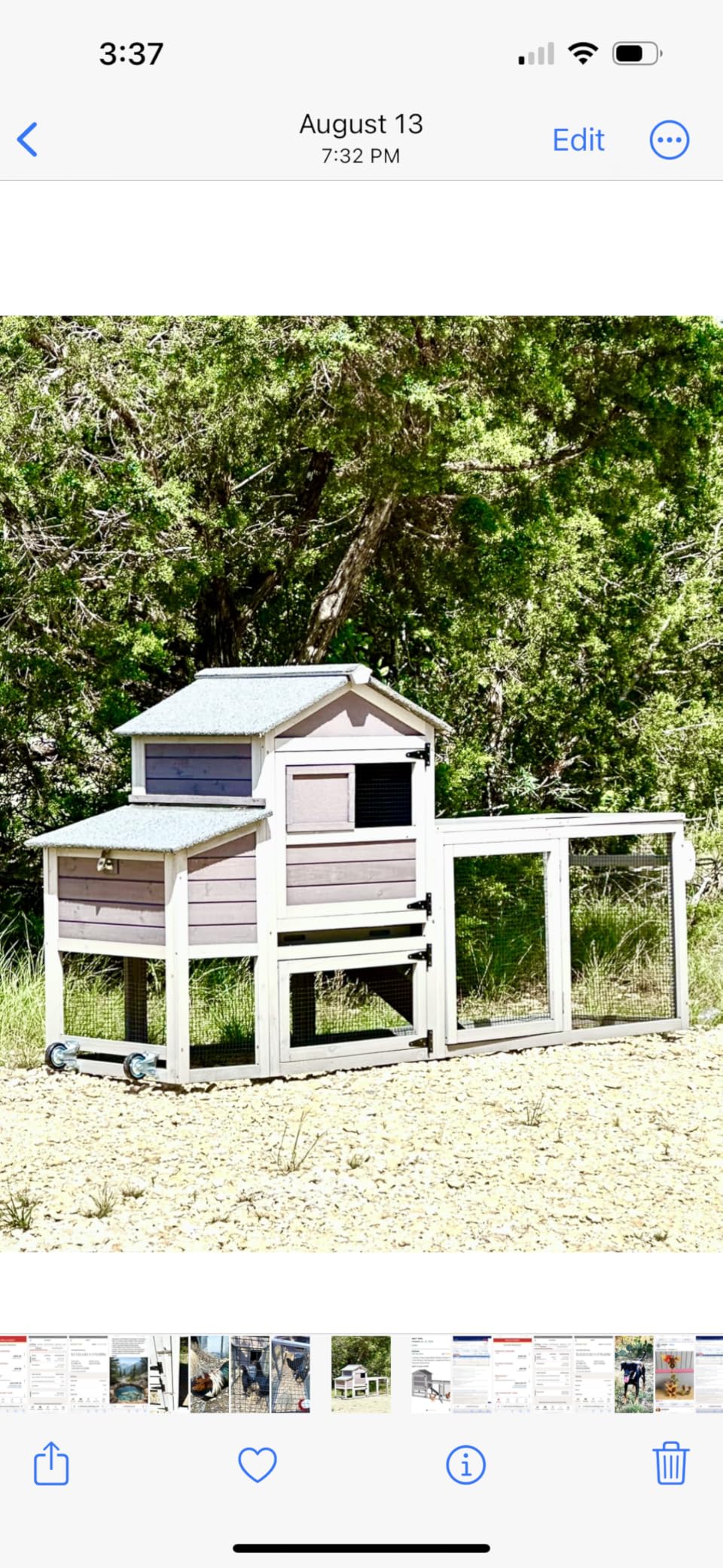 Aivituvin Chicken Coop Expandable Mobile Chicken House for Outdoor with Wheels, Nesting Box, Leakproof Pull-on Tray and UV-Resistant Roof Panel (Red) customer photo 1