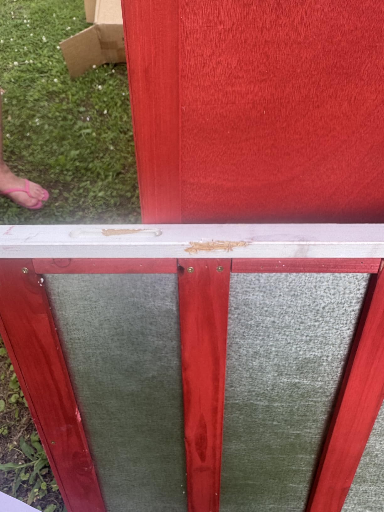 Aivituvin Chicken Coop Expandable Mobile Chicken House for Outdoor with Wheels, Nesting Box, Leakproof Pull-on Tray and UV-Resistant Roof Panel (Red) customer photo 2