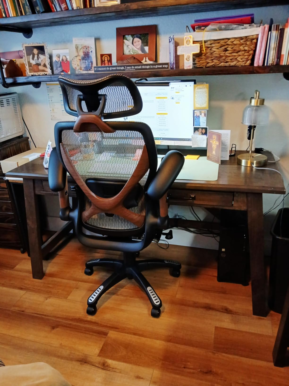 ELABEST X100 Ergonomic Mesh Office Chair with Footrest, Big and Tall Hone Desk Chair with 5D Flip-Up Arms, Adjustable 3D Lumbar Support,Gaming & Executive Computer Chairs customer photo 1