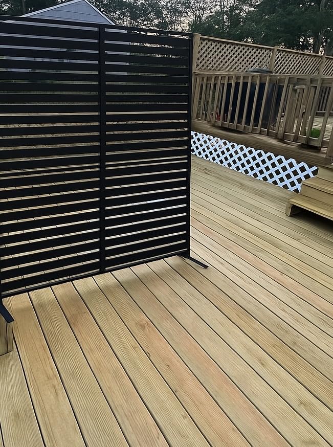 Metal Privacy Screen 72