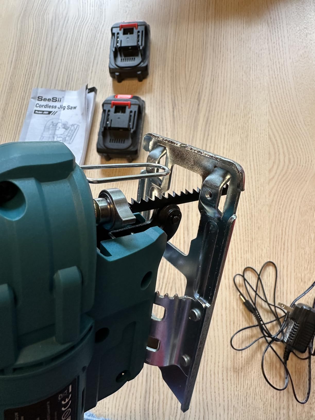 SEESII Jig Saw, Cordless Jigsaw Tool with 2×2.0Ah Batteries and Charger customer photo 2