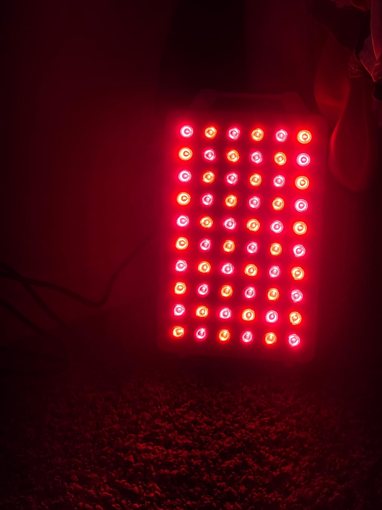 Red Light Therapy, 630/660/810/830/850nm 5 Wavelengths Red Near Infrared Light Device with 60 Dual Chip Clinical Grade LEDs, Remote Control, Timer for Face, Body, Pain Relief, BO-300 (White) customer photo 1