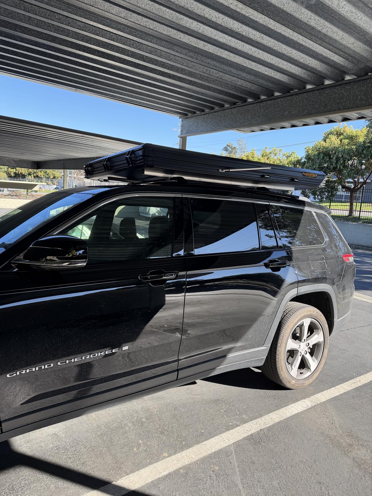 Explorer Pro Rooftop Tent Hard Shell with USB Outlet, Side Awning, Replaceable Netting Curtain&Luggage Racks for 4 Season Camping, Aluminum Pop Up 2-3 Person Roof Top Tent for Truck Jeep SUV Van customer photo 1