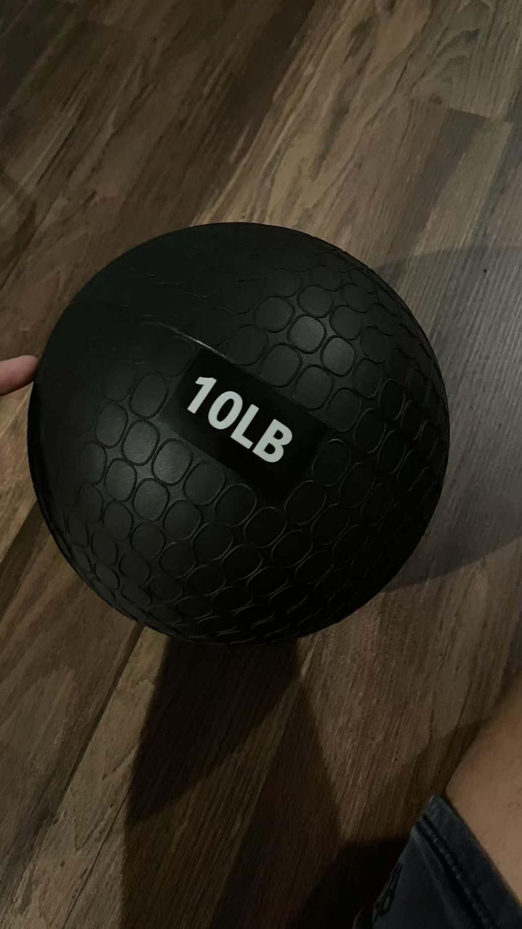 Amazon Basics Slam Medicine Balls for Exercise customer photo 2