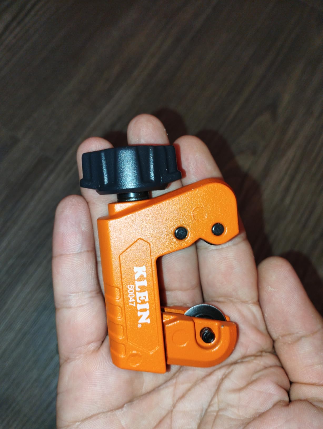 Klein Tools 50047 Mini Tubing Cutter, 1-1/8 Inch O.D. Cutting Capacity customer photo 1