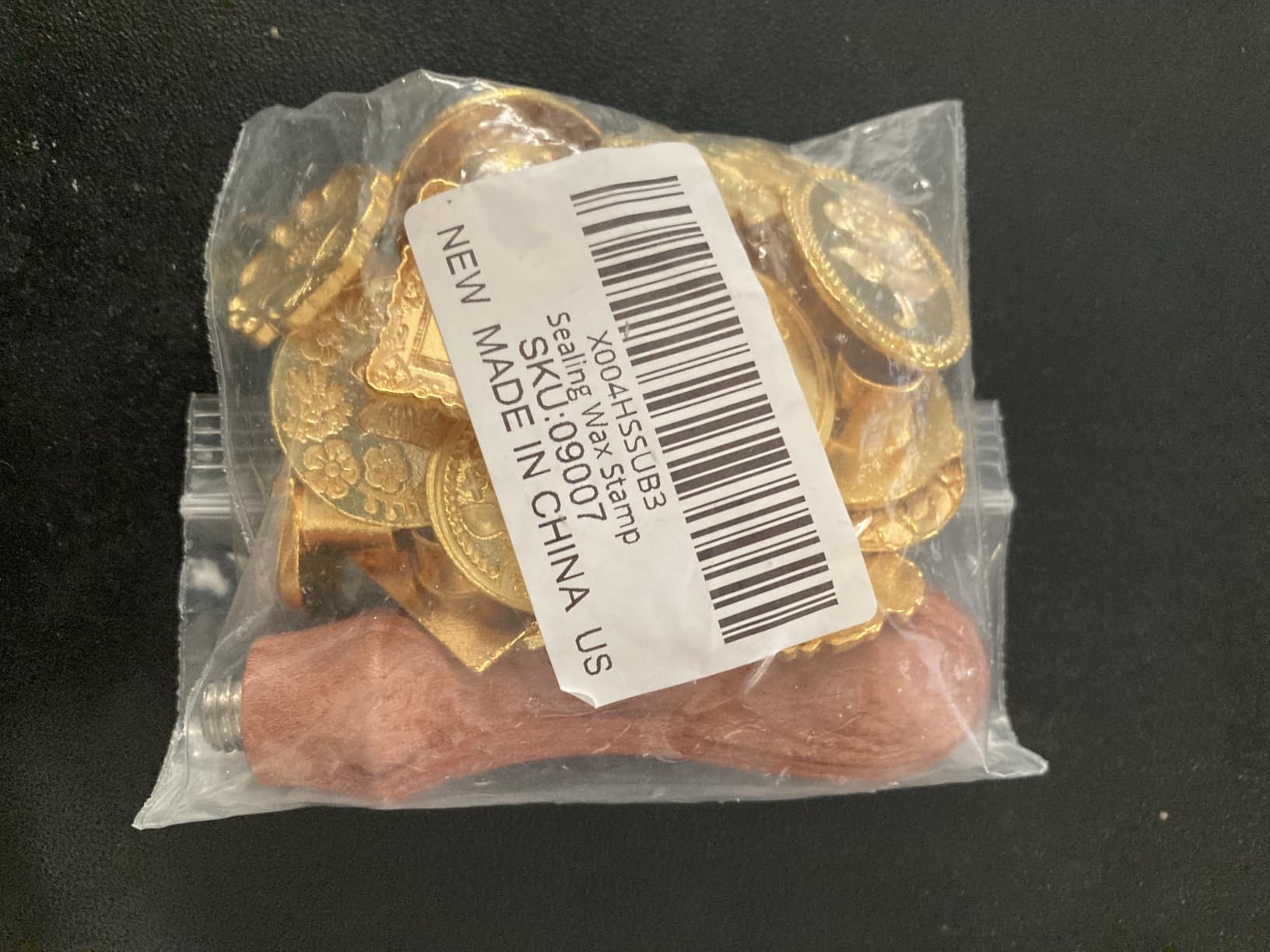 Draupnir Wax Seal Stamp Kit, 21pcs Vintage Classic Sealing Wax Stamp Heads with Wooden Handle, Gold, Ideal for Wedding, Party Invitations, Gift Wrapping customer photo 2