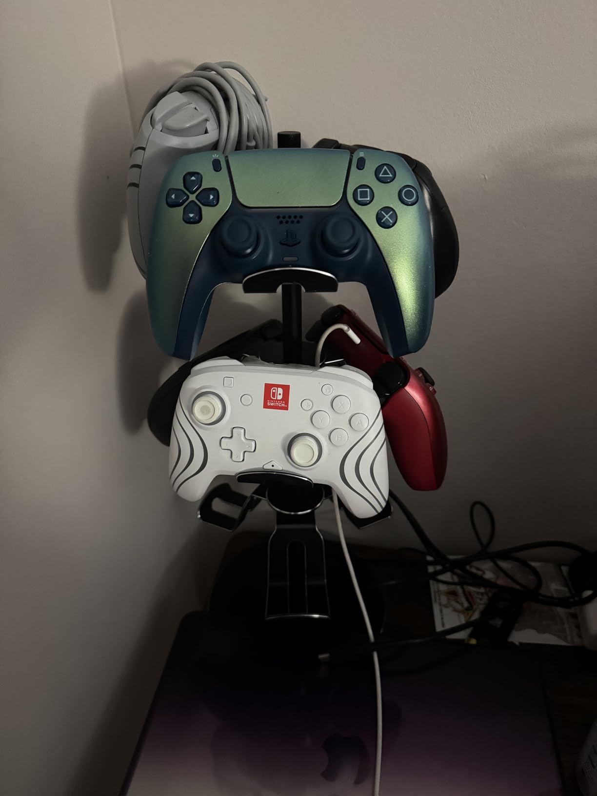 Aluminum Alloy Controller Holder 3 Layers,360 Degree Rotation Tier,Gaming Controller Stand for Xbox PS5 PS4 Switch,Headphone Stand,Headset Holder & Desk Mounts for 9 Packs Controller customer photo 1