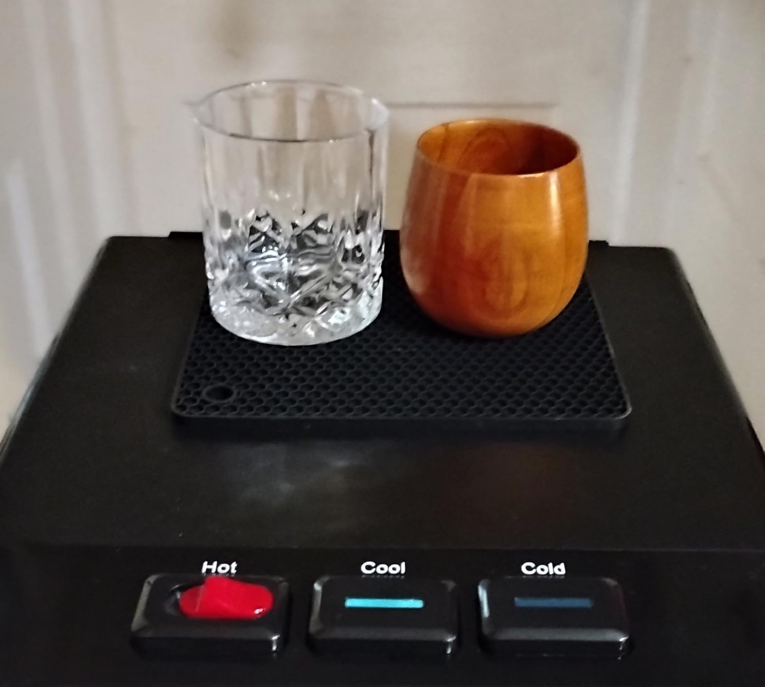 Whiskey Decanter Set by Royal Reserve - Crystal Liquor Bourbon Decanter 24oz 700ml with 4 Glasses in Magnetic Box - Gifts for Men customer photo 1