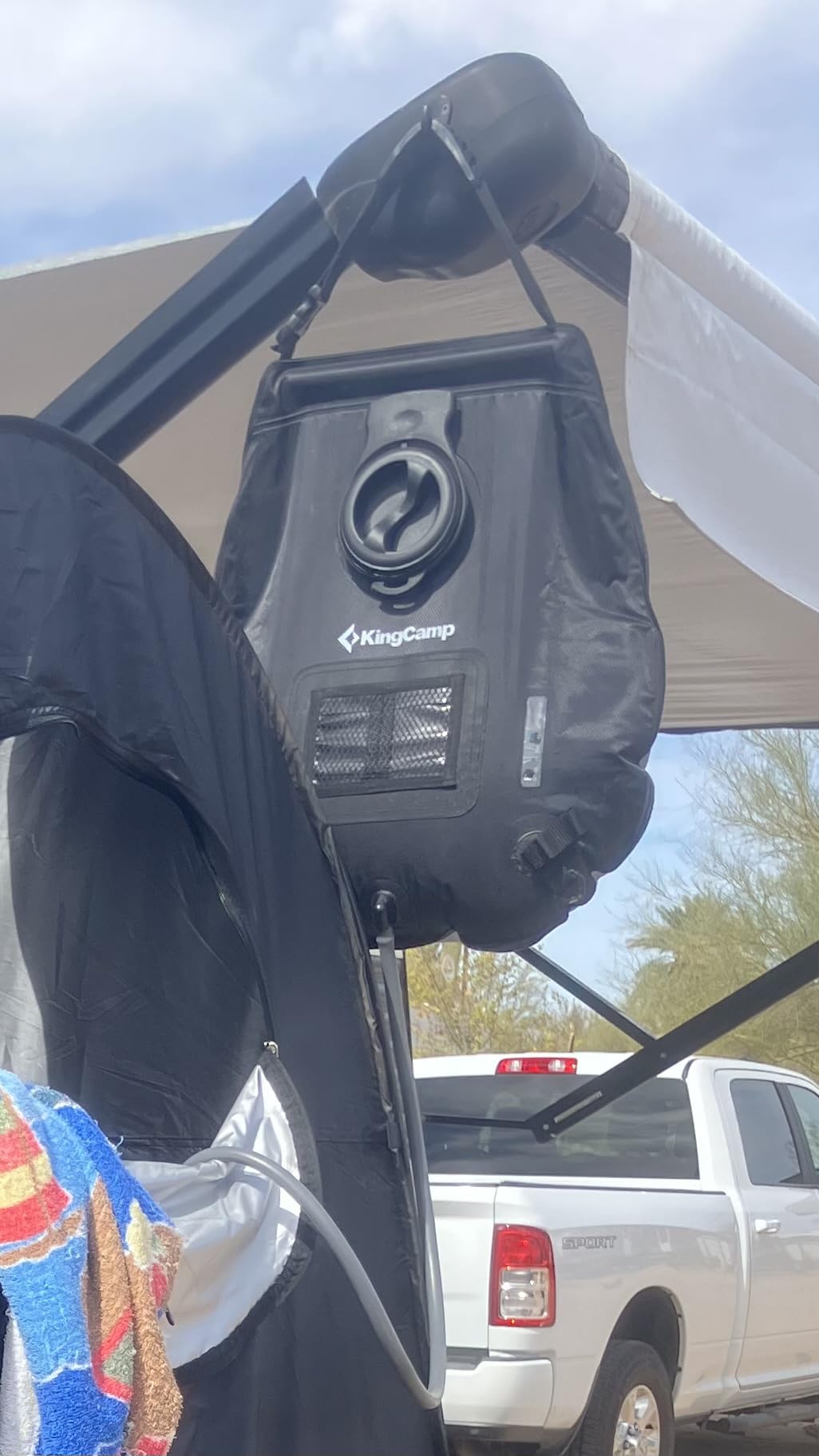 KingCamp Solar Shower Bag, Leak-Proof Design Camping Shower Bag with Thermometer, Removable Hose & Switchable Shower Head, 5 gallon/20L customer photo 1