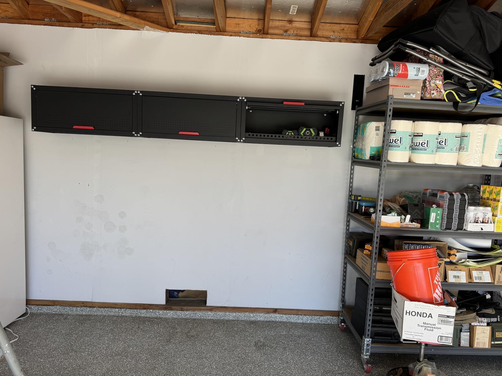Metal Wall Cabinet,Wall Mounted Garage Storage Cabinet with Lock and Handle,Garage Wall Cabinet with Adjustable Shelves for Garages, Storage Rooms, Basements customer photo 2