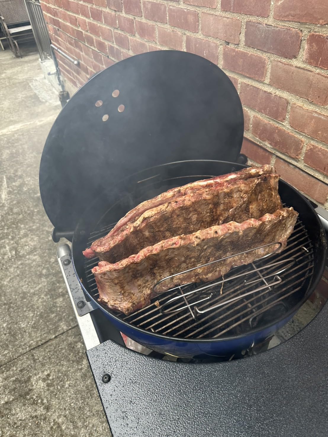 Amazon Basics Stainless Steel Rib Rack for Smoking and Grilling, Holds up to 4 Full Racks, Dishwasher-Safe BBQ Accessory, Silver, 1-Pack customer photo 1