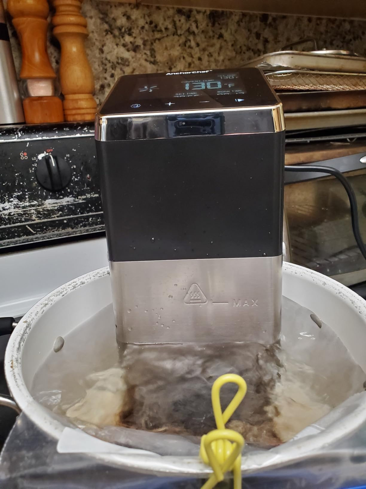 AnchorChef Immersion Circulator, Commercial Restaurant Sous Vide Machine, Large capacity sous vide, Fast-Heating, Sous vide cooker 1400W, With large Touchscreen Accurate Temperature Timer (120V) customer photo 1