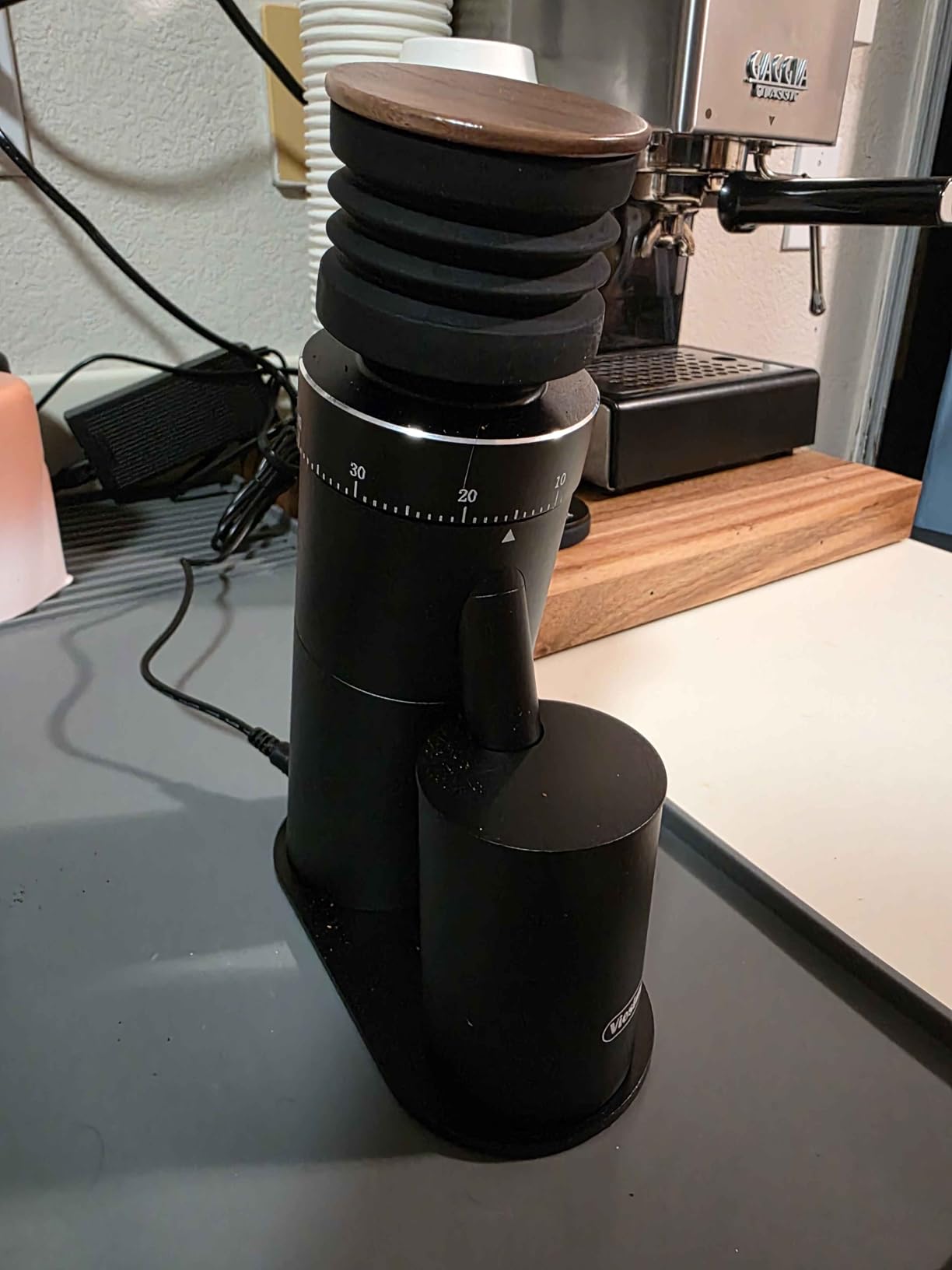 Coffee Grinder, Viesimple Gen 4, Single Dose Burr Coffee Grinders with Magnetic Dosing Cup, Electric Coffee Bean Grinder with Anti-Static Design, Espresso Grinder Compact & Quiet for Home Use Black customer photo 2