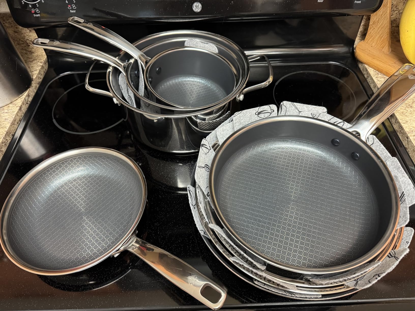 Blue Diamond Hybrid Nonstick Stainless Steel 12 Piece Cookware Set, Tri-Ply PFAS-Free Ceramic Diamond Bond Pots & Pans, Dishwasher & Oven Safe to 850F, Induction Ready, Metal Utensil Safe, Silver customer photo 1