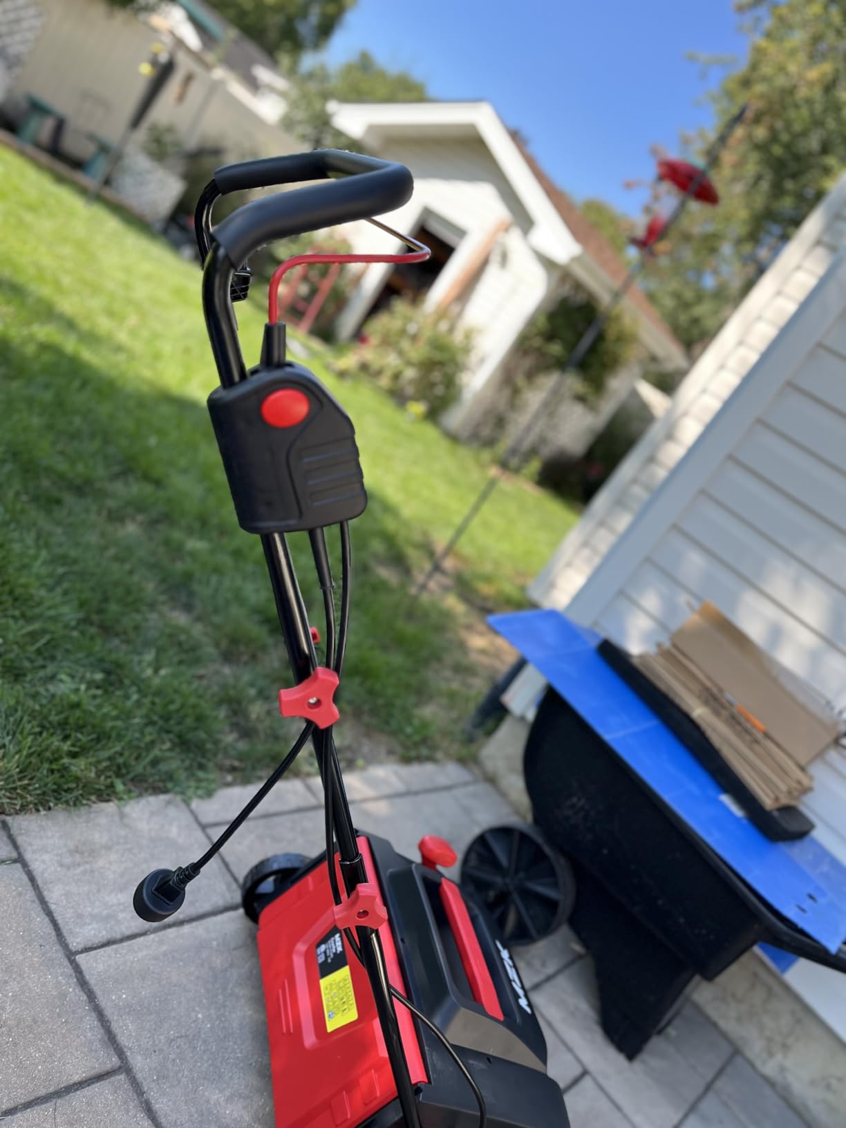 MZK 15-inch 2-in-1 Electric Dethatcher and Scarifier w/Removeable 5-Position Height Adjustment,Lawn dethatcher w/12-Gallon Thatch Collection Bag,Keep Lawn Health customer photo 1