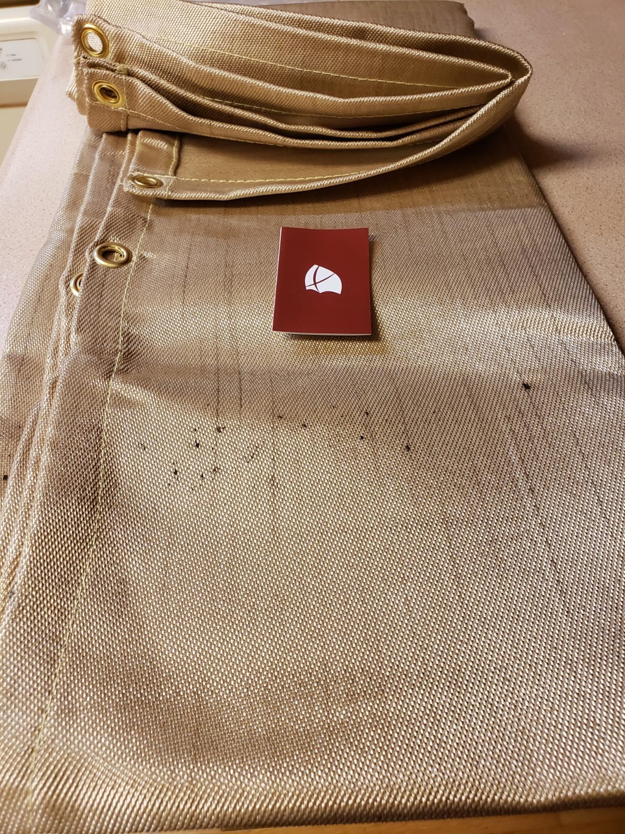 ARCCAPTAIN Welding Blanket 10x10FT, Heavy Duty Fiberglass 1022 F Heat Resistant Fabric Welding Blankets Fireproof 850GSM Thickened, Thermal Resistant Insulation Welding Curtain for Grill, Smoker customer photo 2