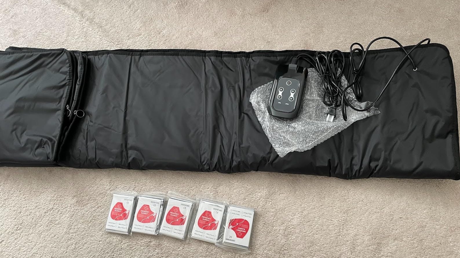 MIXC Infrared Sauna Blanket for Home Use, Portable Design and Full Body Detox & Relaxation, Highest 176°F, 20-60 Minutes Timer, 6 ft x 2.65 ft Black customer photo 1