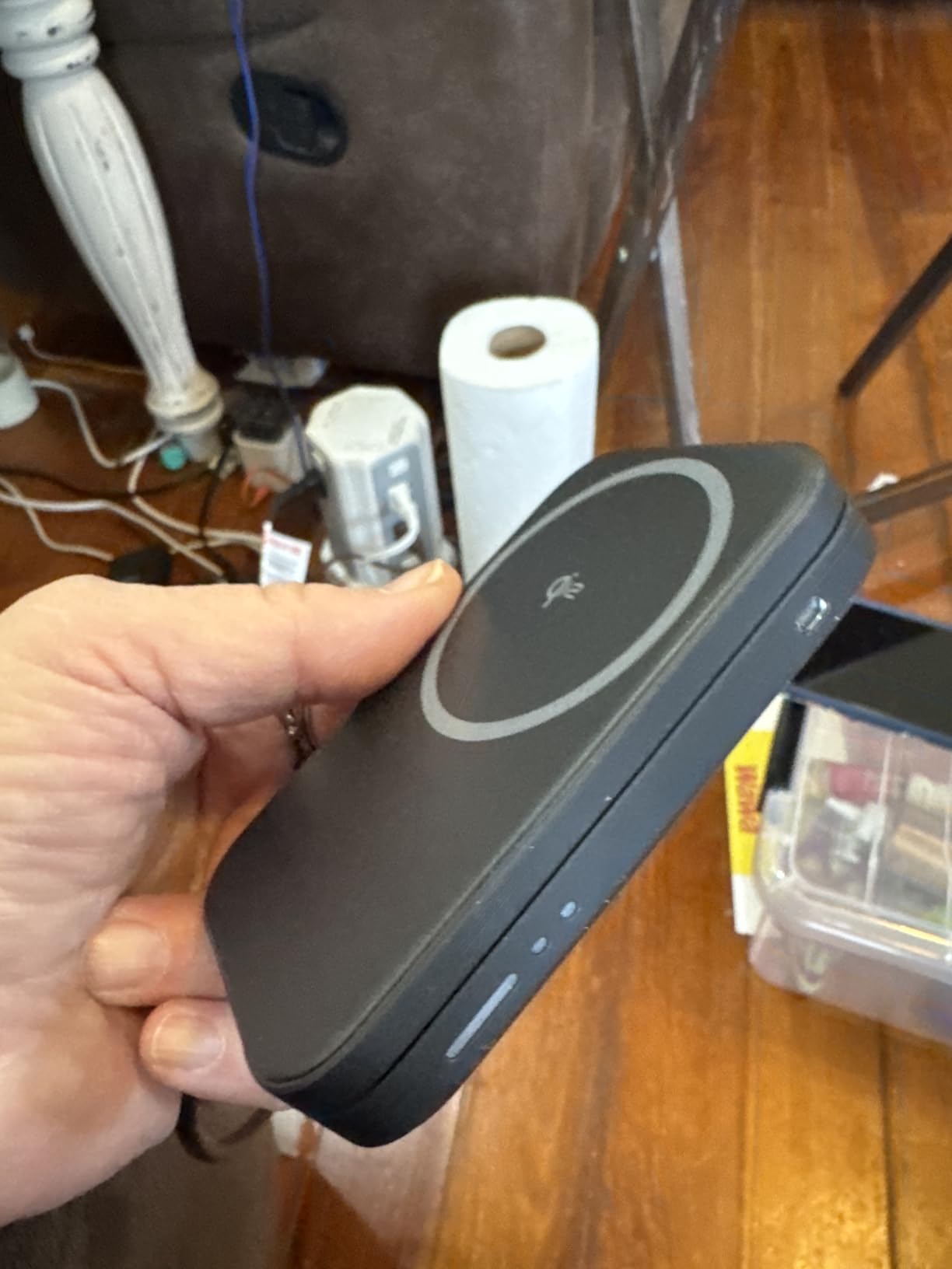 INIU 3 in 1 Wireless Charging Station, Qi2 Certified 15W Travel Charger for Apple Multiple Devices, Foldable Magnetic Wireless Charger Stand for iPhone 17 16 15 14 13 12 Series Apple Watch AirPods customer photo 2