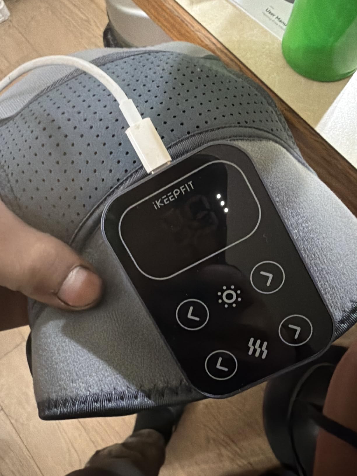 Cordless Knee Massager with Heat Vibration for Pain Relief, MAXwarm 4.0[2026 Upgraded] - Electric Heated Knee Brace with 5 Heat Levels and 3 Massage Mode, Gifts for Men Women (Grey, Pair) customer photo 2