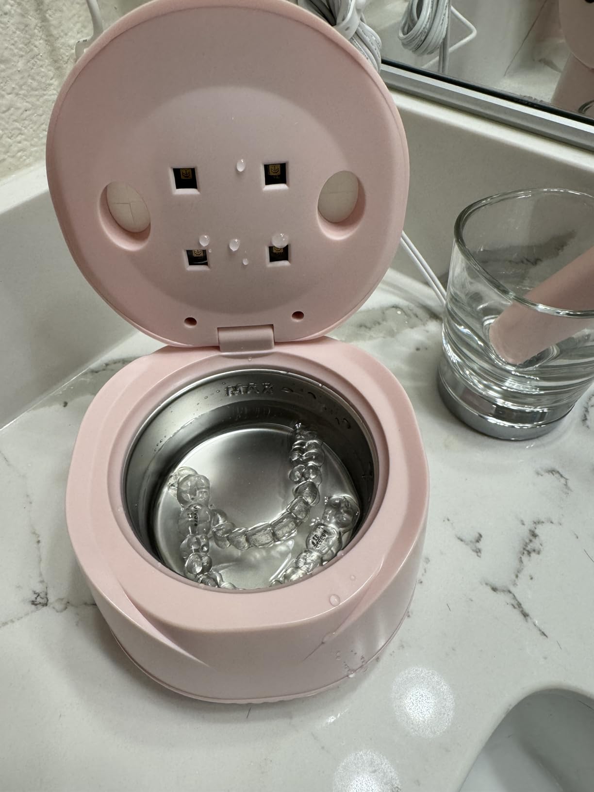 Dental Ultrasonic Retainer Cleaner Machine: 45kHz Dental Cleaning Pod with Digital Timer & 200ML, Deep Cleaning for Dentures, Mouth Guards, Aligners, Night Guards, Braces, Toothbrush Heads & Jewelry customer photo 1