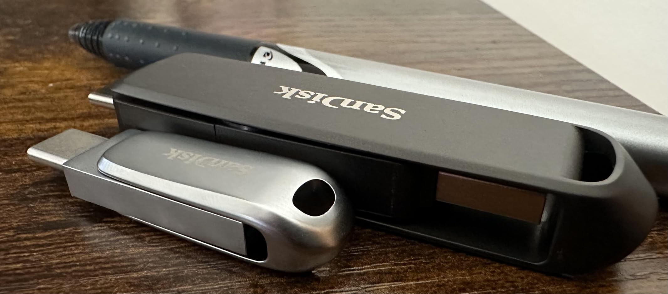 SanDisk 512GB Extreme PRO Dual Drive - Up to 1,000MB/s, USB Type-C, and USB Type-A, High-Performance Flash Drive - SDDDE1-512G-G46 customer photo 2