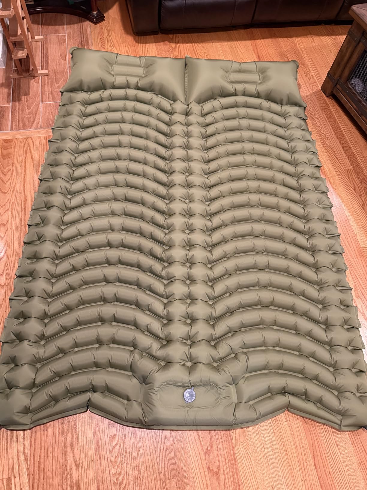 Double Sleeping Pad for Camping - Ultralight Camping Mattress with Pillow, Built-in Foot Pump, Compact Inflatable 2-Person Portable Mat for Backpacking, Hiking, Car Traveling, Beach, Tent customer photo 2